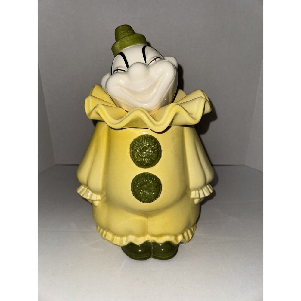 Vintage Metlox Yellow Clown Cookie Jar PoppyTrail California